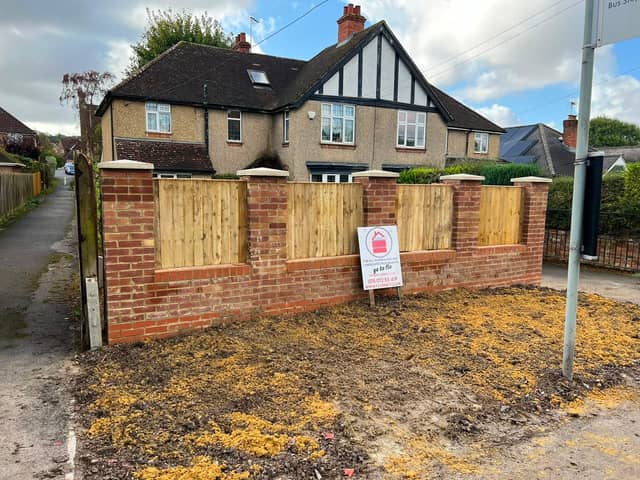 Brickwork and garden walls by Florriet Ltd, Aylesbury area, photo 1