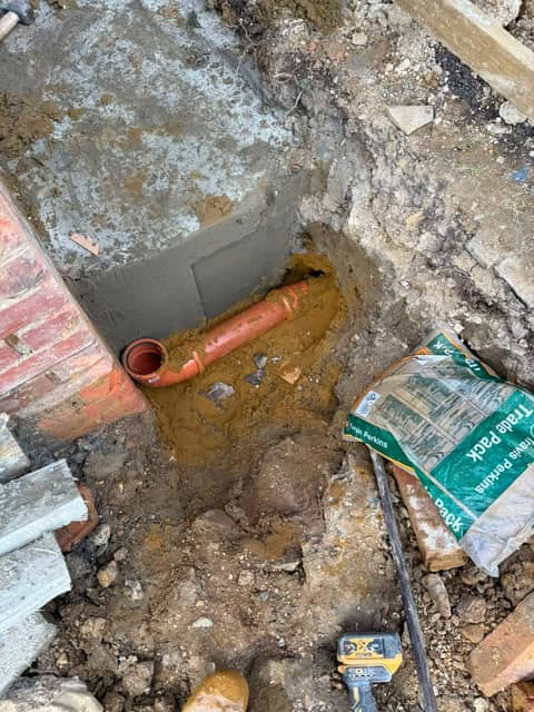 Groundwork, footings and drainage by Florriet Ltd, Aylesbury area, photo 13